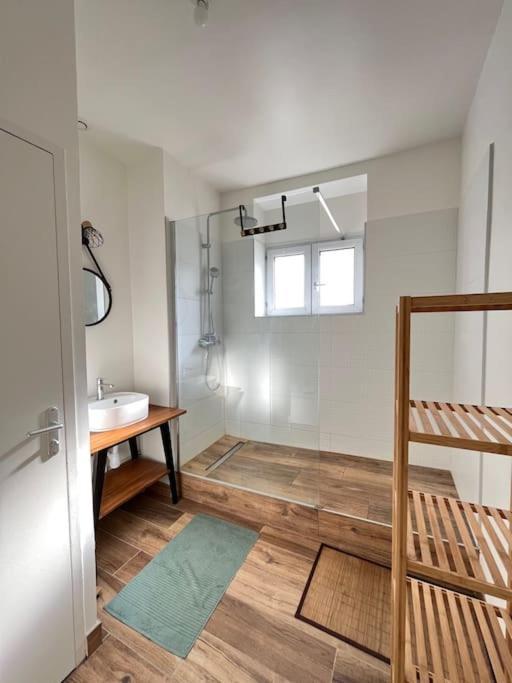 Banjul - Bel Appartement A 랭스 외부 사진