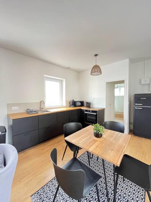 Banjul - Bel Appartement A 랭스 외부 사진