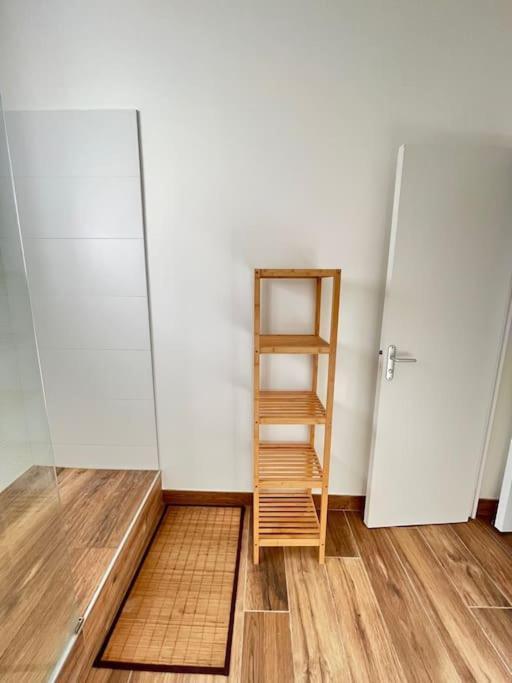 Banjul - Bel Appartement A 랭스 외부 사진